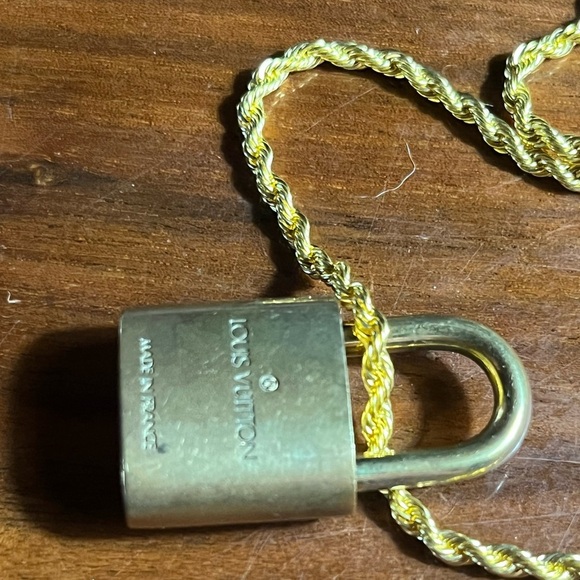 Louis Vuitton Gold Key Pendant Necklace - Picture 7 of 8